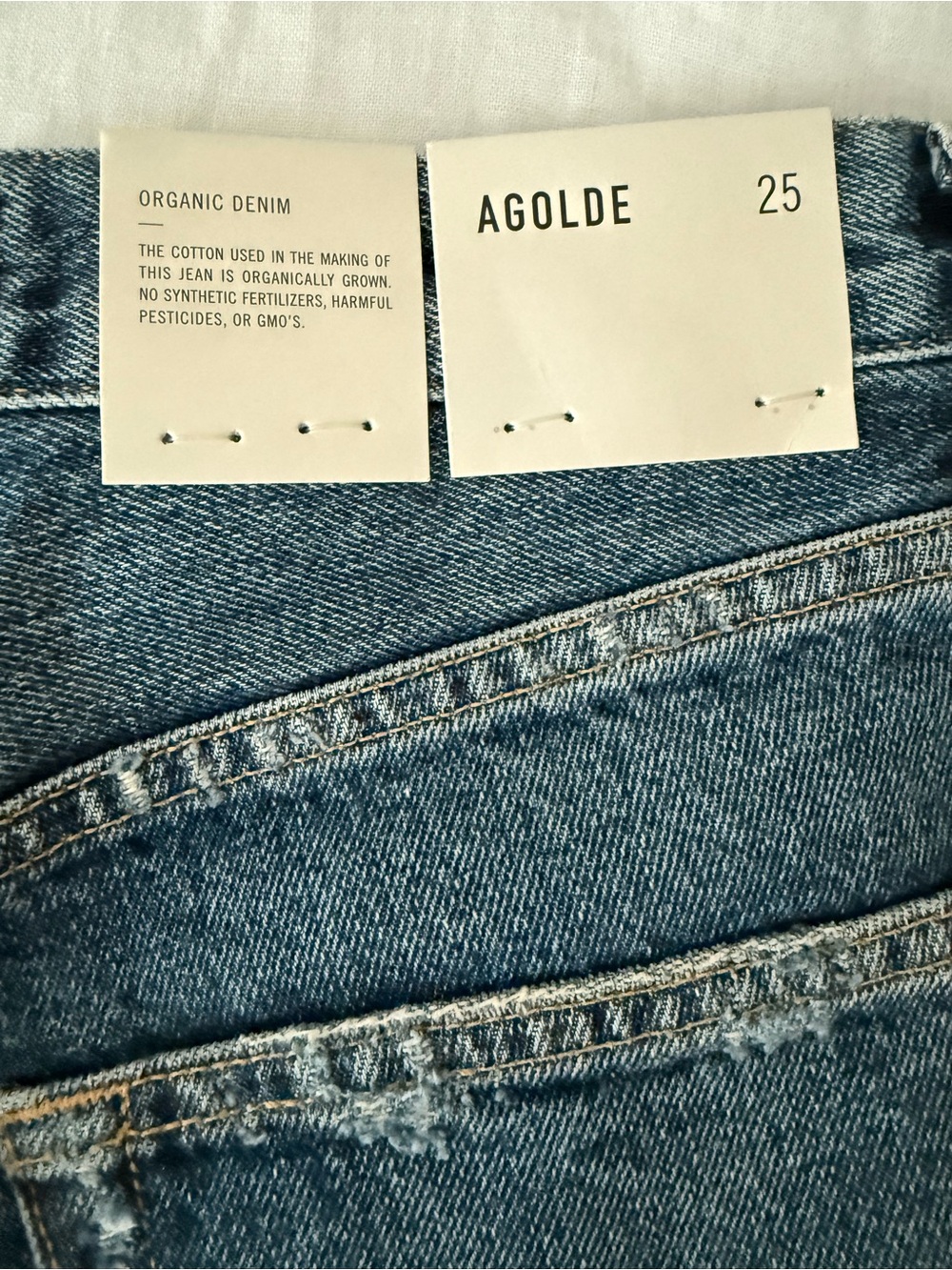 NWT! AGOLDE Women’s 25 Reese Shorts High Rise Organic Cotton Denim Cutoff Raw - Picture 2 of 7
